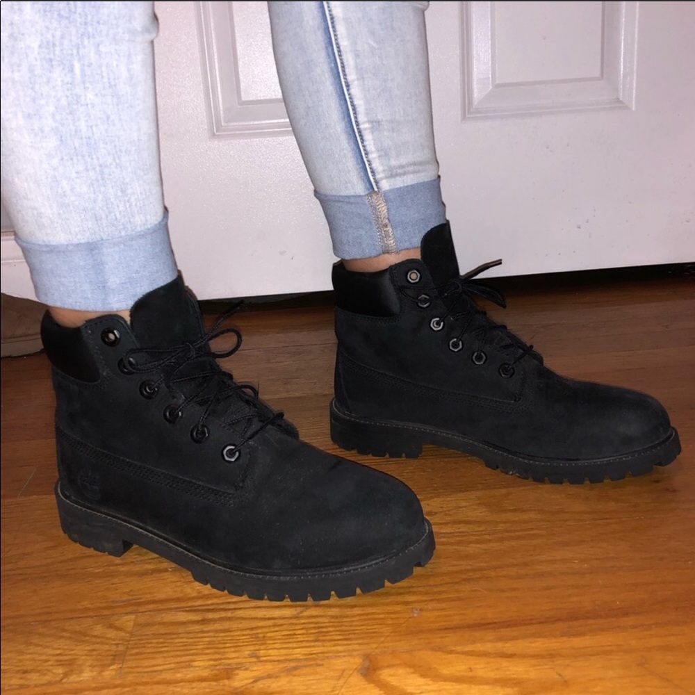 Black timberland boots